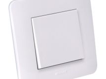 APPAREILLAGE ENCASTRE GAMME CASUAL COMPLET POUSSOIR BLANC BRILLANT