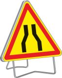 PANNEAU TEMPORAIRE SUPPORTS AK3 700 T1 CHAUSSEE RETRECIE