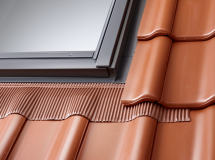 Raccord sur toiture EDW CK02 0700C1 pour tuiles - pose traditionnelle - larg. 55cm x haut. 78cm Ocre jaune