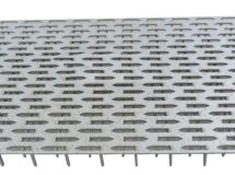 PLAQUE GRATTON 240 POINTES 15MM 14X24CM