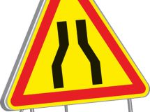 PANNEAU TEMPORAIRE SUPPORTS AK3 700 T1 CHAUSSEE RETRECIE