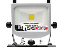 projecteur chantier rechargeable Booster Pro 120° -1LED 20W angle d'éclairage 120° - 1800 lumens