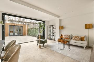 Interno_Esterno_Avignone 40x60.jpg